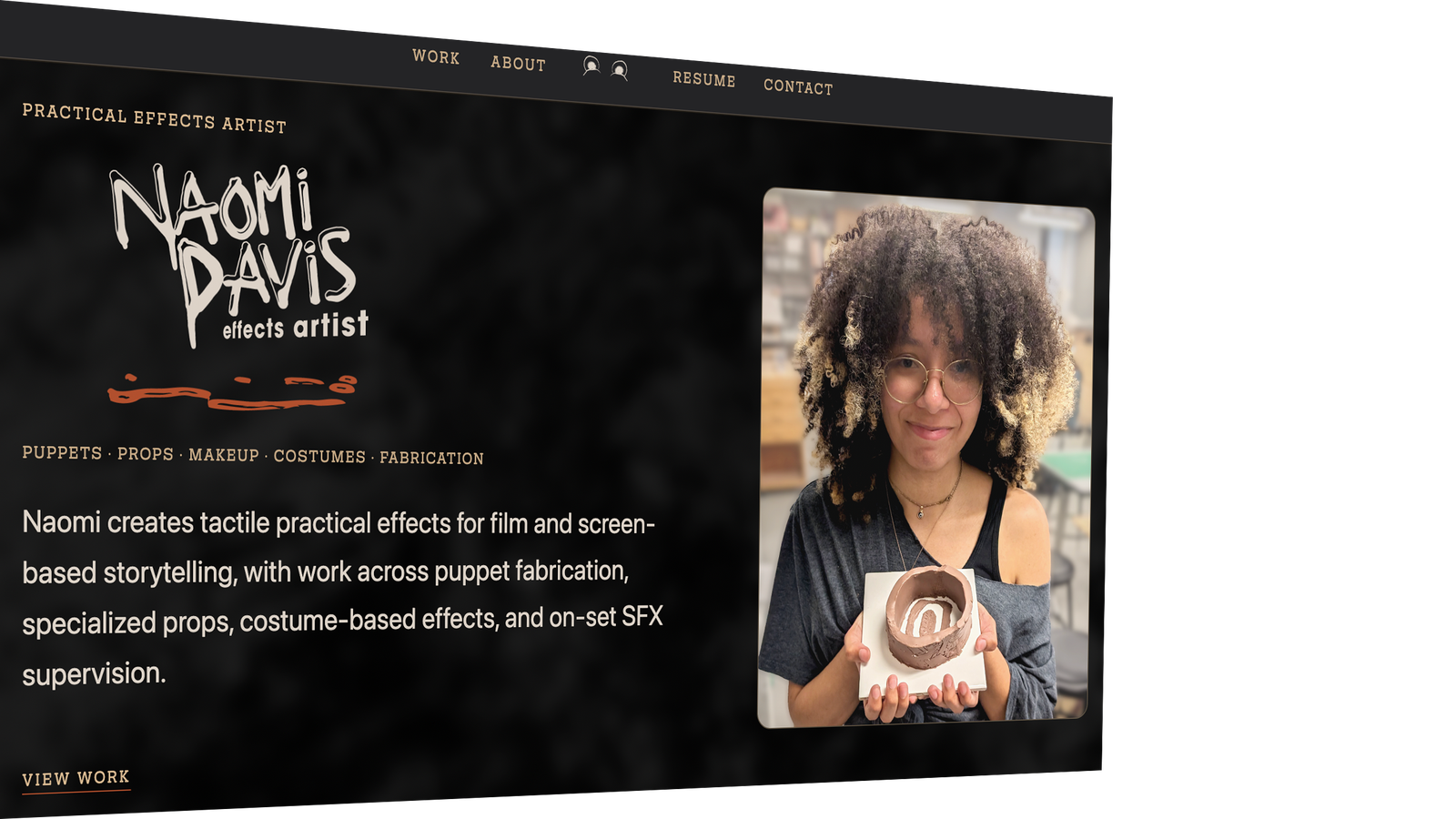 Naomi Davis website homepage with a portrait of the artist